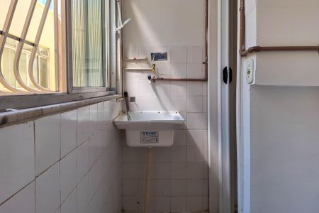 Apartamento à venda com 59m², 3 quartos e 1 vagaÁrea de Serviço