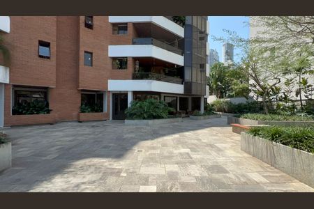 Apartamento à venda com 220m², 3 quartos e 3 vagas Apartamento à venda com 220m², 3 quartos e 3 vagasÁrea comum