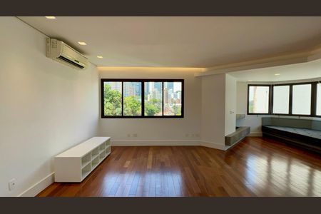 Sala de apartamento à venda com 3 quartos, 220m² em Sumarezinho, São Paulo