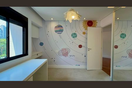 Apartamento à venda com 220m², 3 quartos e 3 vagas Apartamento à venda com 220m², 3 quartos e 3 vagasSuíte 2