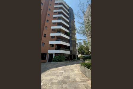 Apartamento à venda com 220m², 3 quartos e 3 vagas Apartamento à venda com 220m², 3 quartos e 3 vagasFachada