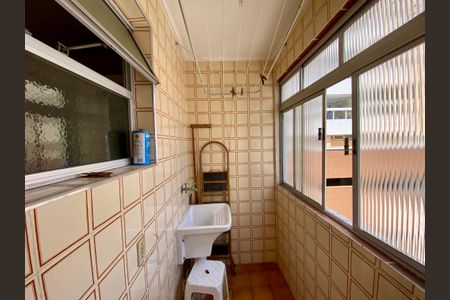Área de Serviço de apartamento para alugar com 1 quarto, 55m² em Canto do Forte, Praia Grande