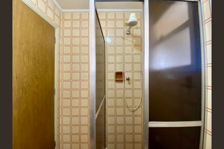 Banheiro de apartamento para alugar com 1 quarto, 55m² em Canto do Forte, Praia Grande