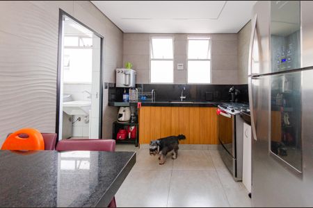 Apartamento à venda com 312m², 5 quartos e 3 vagasCozinha