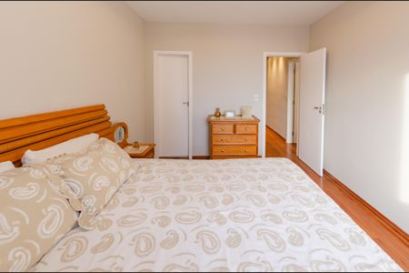 Apartamento à venda com 312m², 5 quartos e 3 vagasSuíte