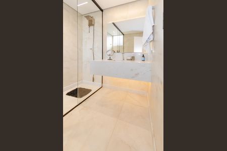 Apartamento à venda com 312m², 5 quartos e 3 vagasBanheiro suíte