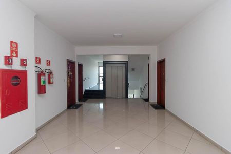 Apartamento para alugar com 85m², 2 quartos e sem vagaHall do Elevador