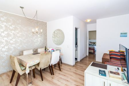 Apartamento à venda com 70m², 2 quartos e 1 vagaSala