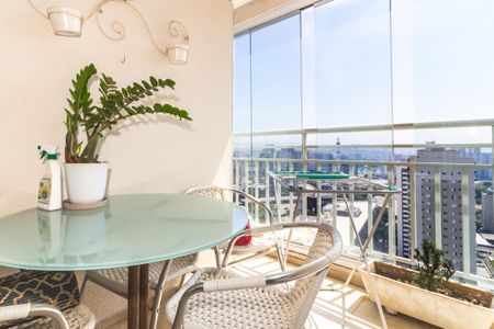 Varanda de apartamento à venda com 2 quartos, 70m² em Barra Funda, São Paulo