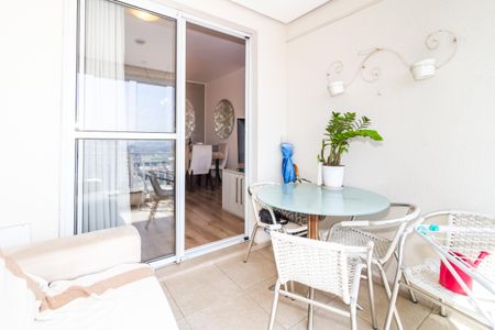 Apartamento à venda com 70m², 2 quartos e 1 vagaVaranda