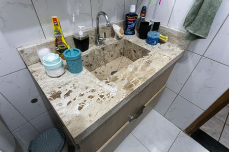 Casa à venda com 160m², 3 quartos e 3 vagas Casa à venda com 160m², 3 quartos e 3 vagasBanheiro Social