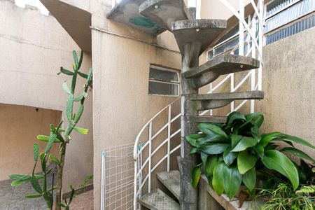 Casa à venda com 160m², 3 quartos e 3 vagas Casa à venda com 160m², 3 quartos e 3 vagasQuintal