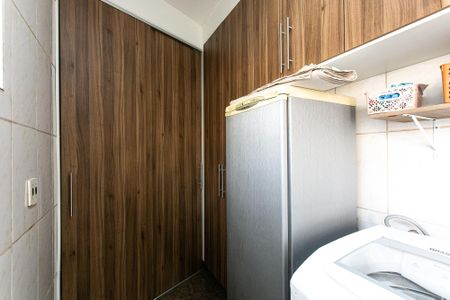 Casa à venda com 160m², 3 quartos e 3 vagas Casa à venda com 160m², 3 quartos e 3 vagasÁrea de Serviço