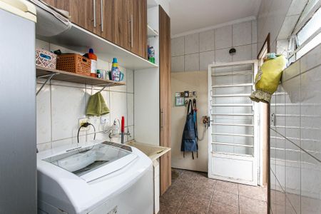 Casa à venda com 160m², 3 quartos e 3 vagas Casa à venda com 160m², 3 quartos e 3 vagasÁrea de Serviço