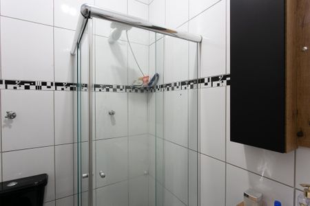 Casa à venda com 160m², 3 quartos e 3 vagas Casa à venda com 160m², 3 quartos e 3 vagasBanheiro da Suíte