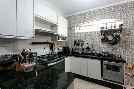 Casa à venda com 160m², 3 quartos e 3 vagas Casa à venda com 160m², 3 quartos e 3 vagasCozinha