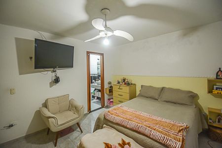 Casa à venda com 173m², 3 quartos e 2 vagasSuíte