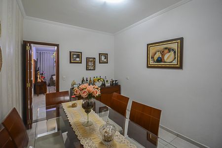 Casa à venda com 173m², 3 quartos e 2 vagasCopa