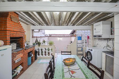 Casa à venda com 173m², 3 quartos e 2 vagasÁrea de Serviço