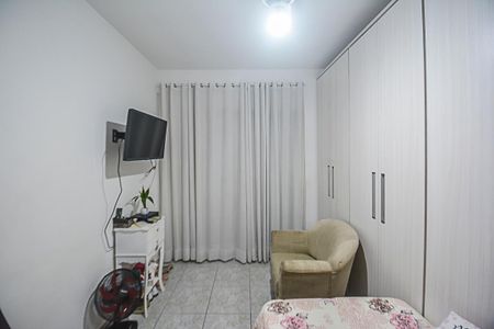 Casa à venda com 173m², 3 quartos e 2 vagasQuarto 2