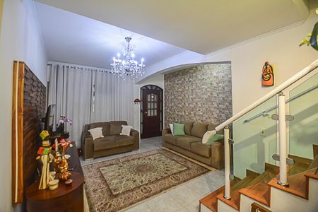 Casa à venda com 173m², 3 quartos e 2 vagasSala