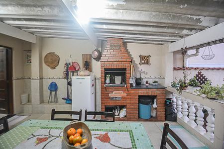 Casa à venda com 173m², 3 quartos e 2 vagasChurrasqueira