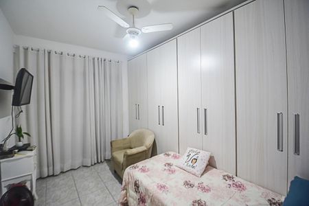 Casa à venda com 173m², 3 quartos e 2 vagasQuarto 2