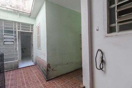 Casa à venda com 300m², 6 quartos e 2 vagasÁrea de Serviço 2