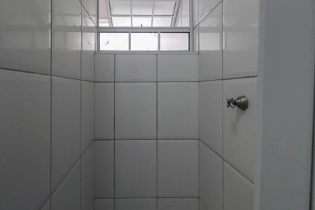 Casa à venda com 300m², 6 quartos e 2 vagasBanheiro 2