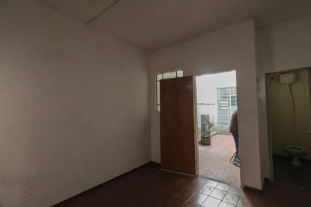 Casa à venda com 300m², 6 quartos e 2 vagasQuarto de Serviço