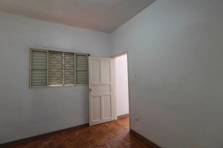 Casa à venda com 300m², 6 quartos e 2 vagasQuarto 3