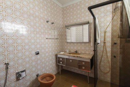 Casa à venda com 300m², 6 quartos e 2 vagasBanheiro 1