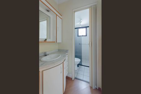 Apartamento à venda com 67m², 3 quartos e 1 vaga Apartamento à venda com 67m², 3 quartos e 1 vagaBanheiro