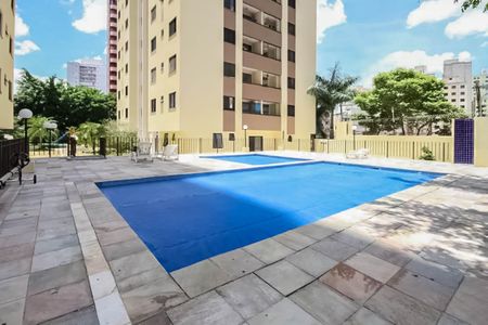 Apartamento à venda com 67m², 3 quartos e 1 vaga Apartamento à venda com 67m², 3 quartos e 1 vagaÁrea comum - Piscina