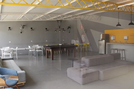 Apartamento para alugar com 34m², 2 quartos e sem vagaÁrea comum 