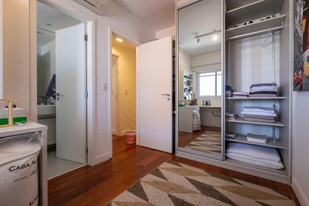 Apartamento para alugar com 109m², 2 quartos e 3 vagas Apartamento para alugar com 109m², 2 quartos e 3 vagasSuíte 2