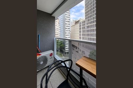 Studio para alugar com 22m², 1 quarto e sem vaga Studio para alugar com 22m², 1 quarto e sem vagaVaranda