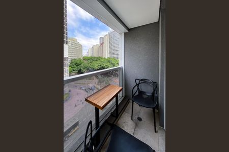 Studio para alugar com 22m², 1 quarto e sem vaga Studio para alugar com 22m², 1 quarto e sem vagaVaranda