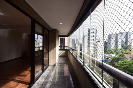 Apartamento à venda com 170m², 3 quartos e 3 vagasVaranda da Sala