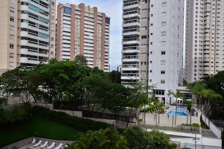 Vista da Suíte 2 de apartamento à venda com 3 quartos, 170m² em Vila Andrade, São Paulo