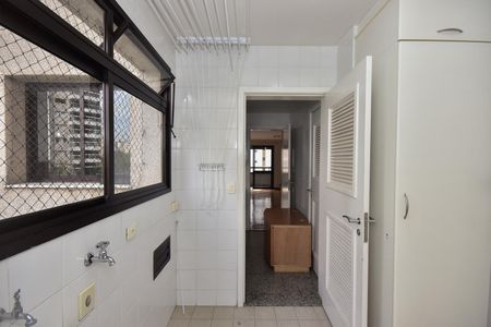 Apartamento à venda com 170m², 3 quartos e 3 vagasÁrea de Serviço