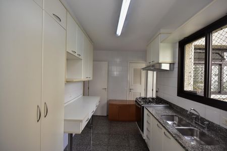 Apartamento à venda com 170m², 3 quartos e 3 vagasCozinha