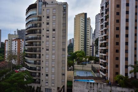 Apartamento à venda com 170m², 3 quartos e 3 vagasVista da Suíte 1