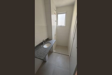 Apartamento para alugar com 48m², 2 quartos e 1 vaga Apartamento para alugar com 48m², 2 quartos e 1 vagaBanheiro Social