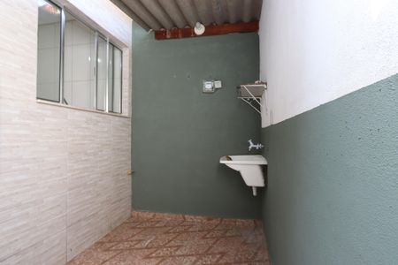 Casa para alugar com 48m², 2 quartos e sem vagaLavanderia