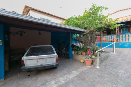 Casa à venda com 300m², 3 quartos e 3 vagas