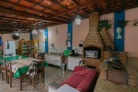 Casa à venda com 300m², 3 quartos e 3 vagas