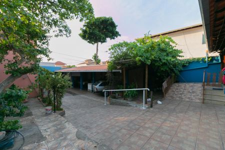 Casa à venda com 300m², 3 quartos e 3 vagas