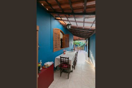 Casa à venda com 300m², 3 quartos e 3 vagas