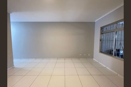 Sala de casa para alugar com 4 quartos, 181m² em Jardim Pinheiros, São Paulo